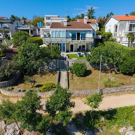 Yuma Villa